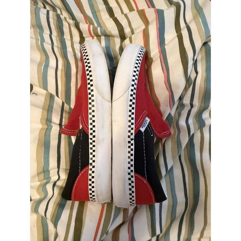 Vans Classic Slip On Boys Size 2Y Red Athletic Skate Walking Shoes Sneakers